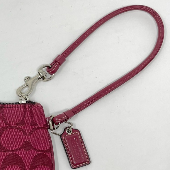 Coach Bag Womens Small Wristlet Red Burgundy Wine Signature Wallet Change Purse - Picture 4 of 7